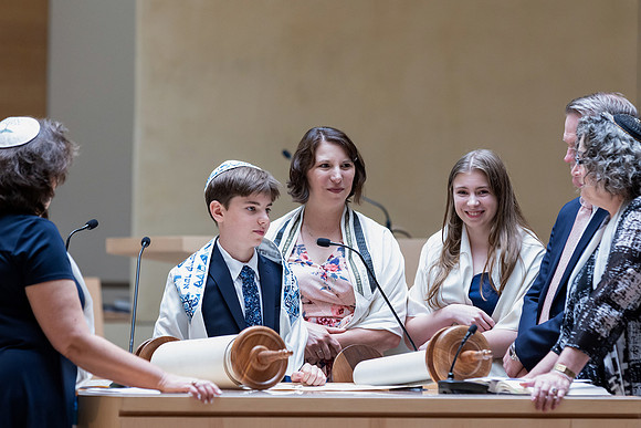 Nevis_230617_mitzvah_1159